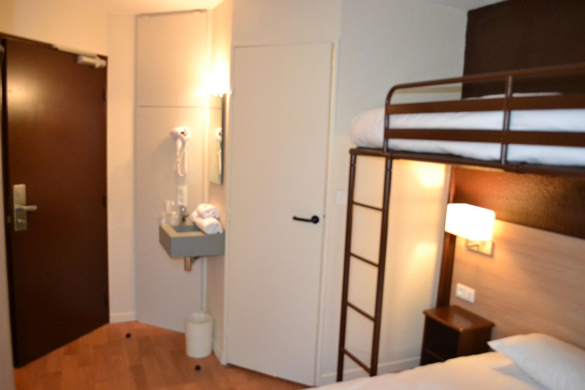 Brit Hotel Essentiel Tours Nord المظهر الخارجي الصورة