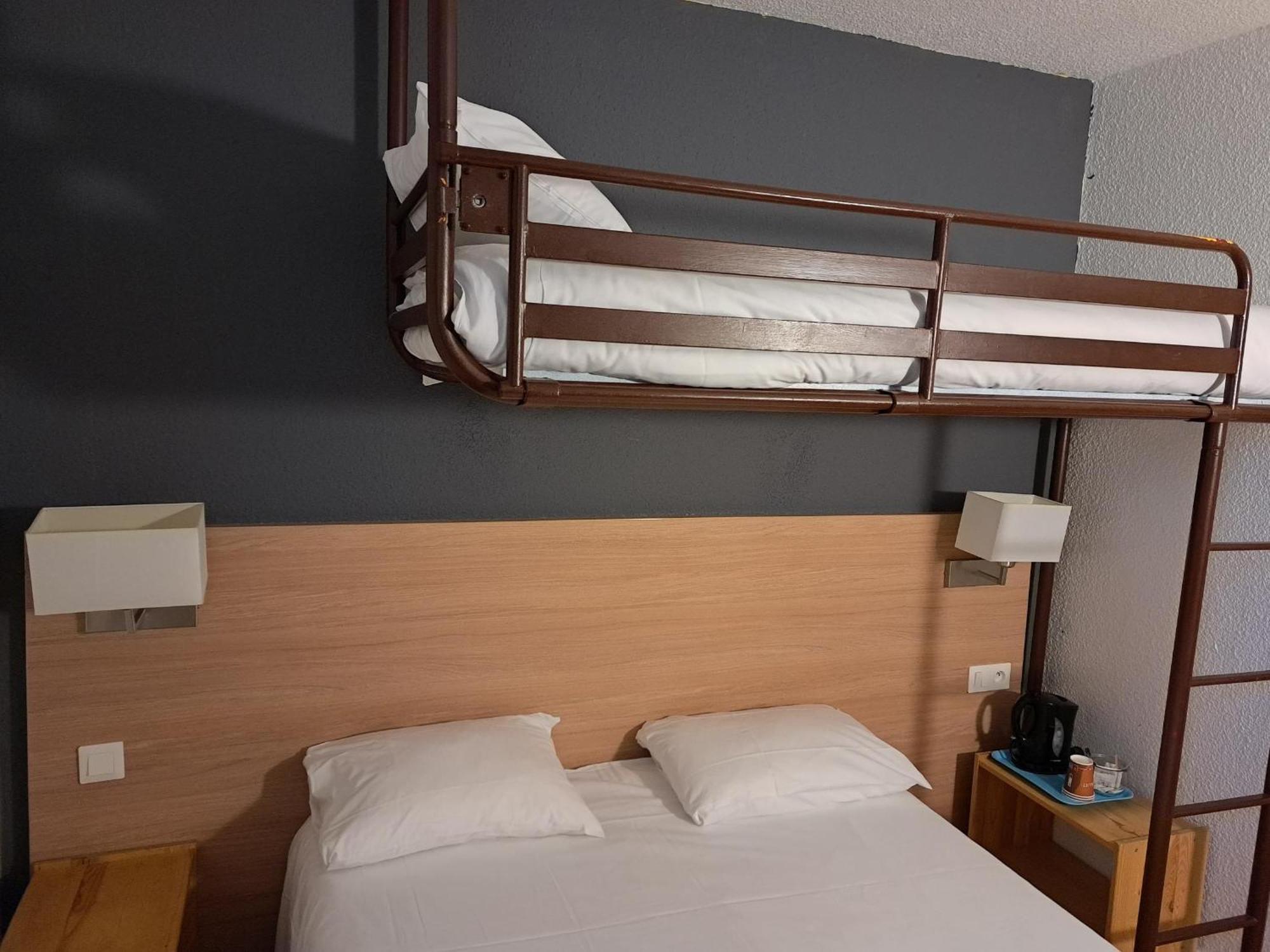 Brit Hotel Essentiel Tours Nord المظهر الخارجي الصورة