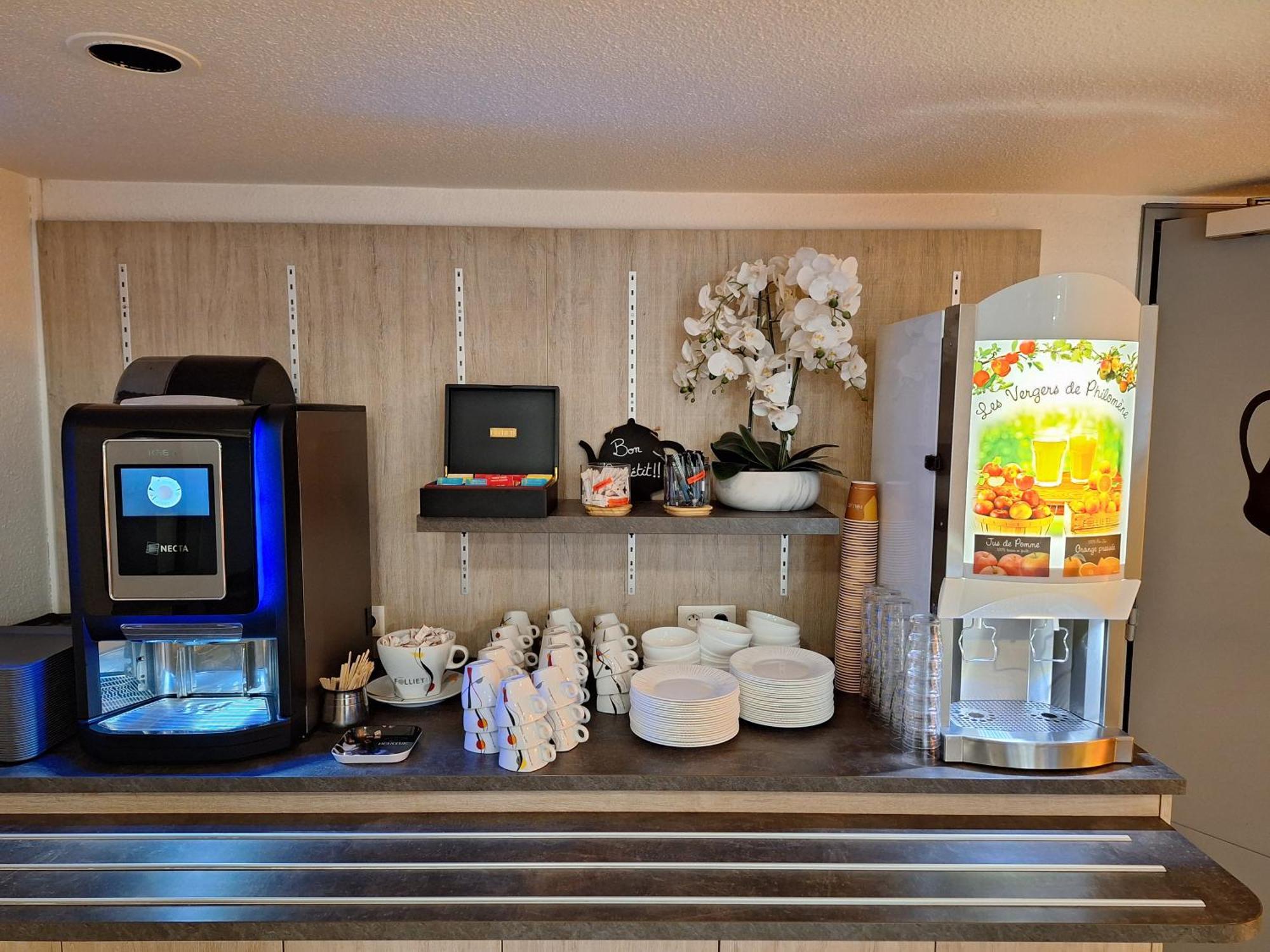 Brit Hotel Essentiel Tours Nord المظهر الخارجي الصورة