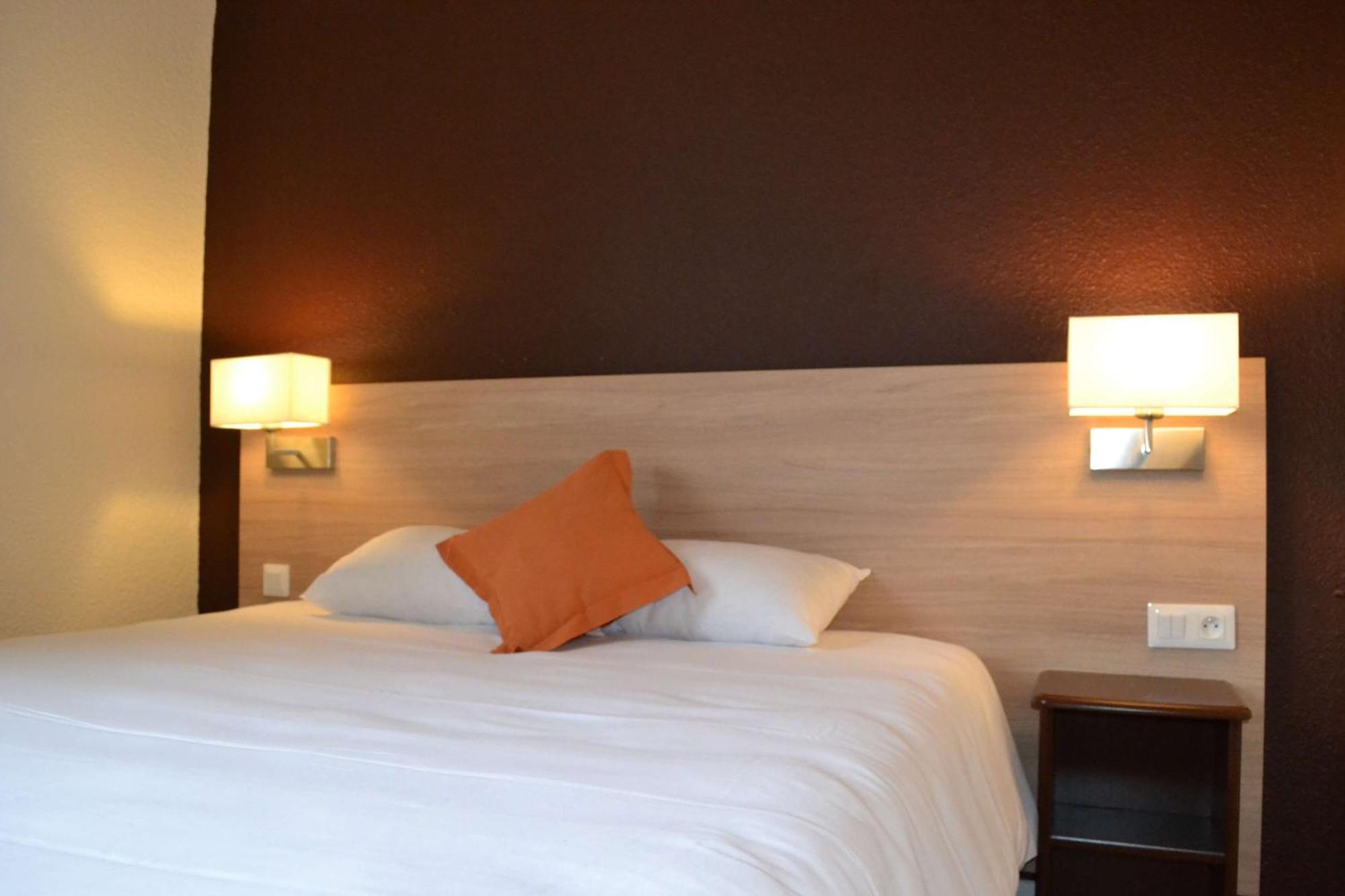 Brit Hotel Essentiel Tours Nord المظهر الخارجي الصورة