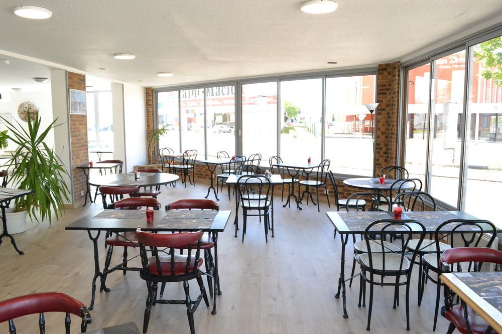 Brit Hotel Essentiel Tours Nord المظهر الخارجي الصورة